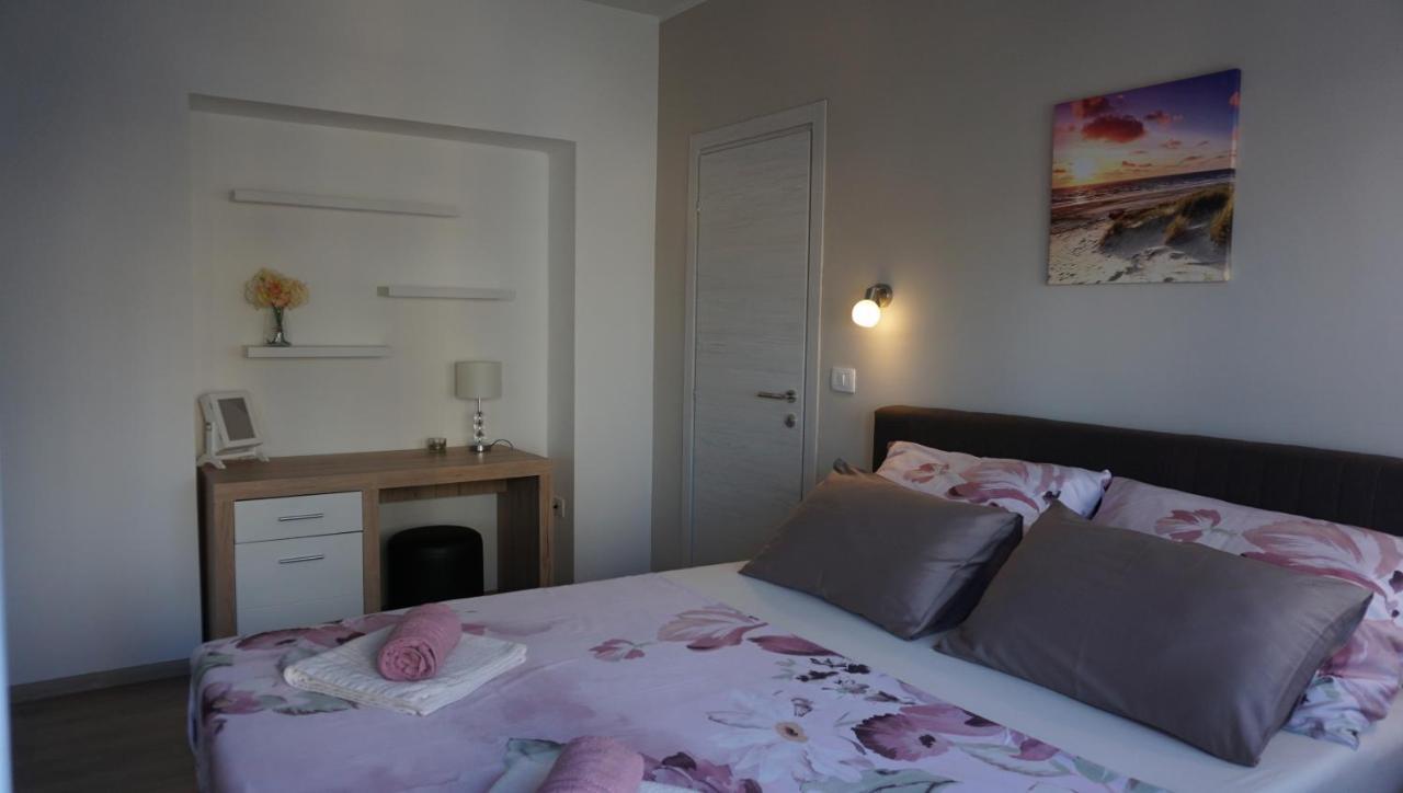 Apartman Luka Pula Extérieur photo